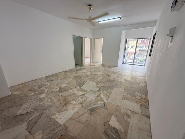 Apartment for sale in Puchong, Majlis Bandaraya Subang Jaya