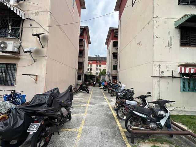 Flat for sale in Country Heights Damansara, Kuala Lumpur