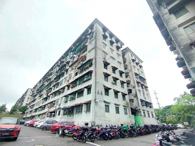 Flat for sale in Kajang, Langat