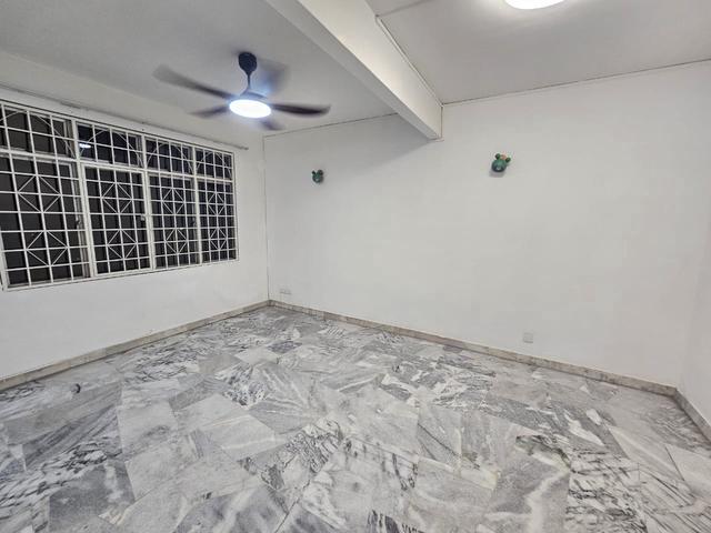 Apartment for sale in Petaling, Subang Jaya