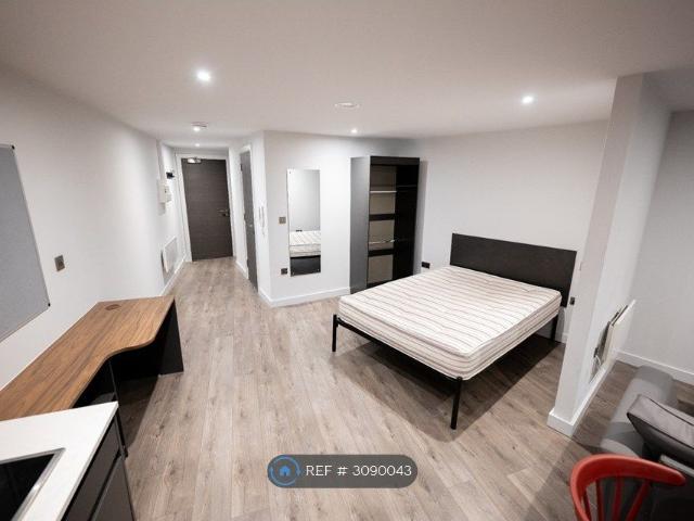 Studio for rent in Everton, Liverpool