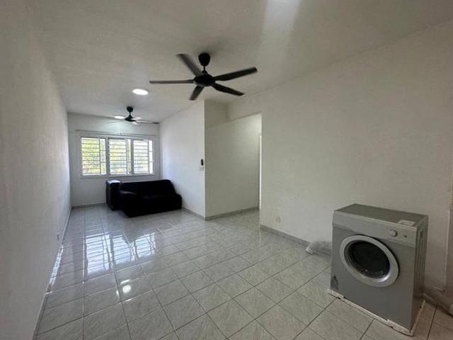 Apartment for sale in Petaling, Alam Impian