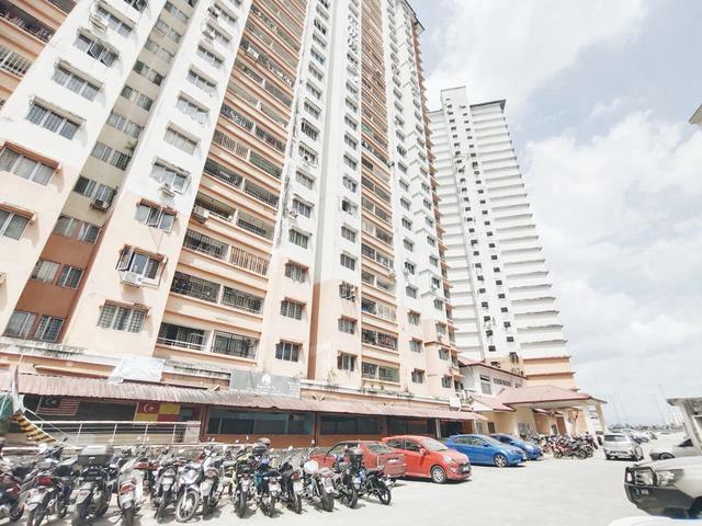 Apartment for sale in Petaling, Damansara Damai