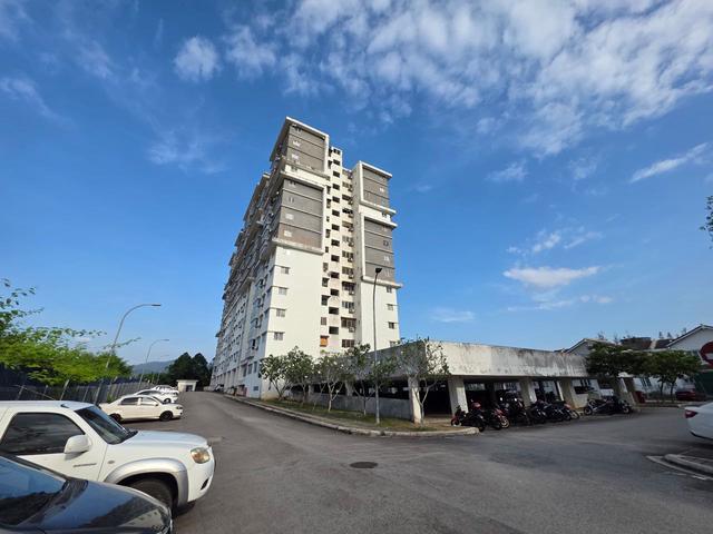Apartment for sale in Kajang, Langat