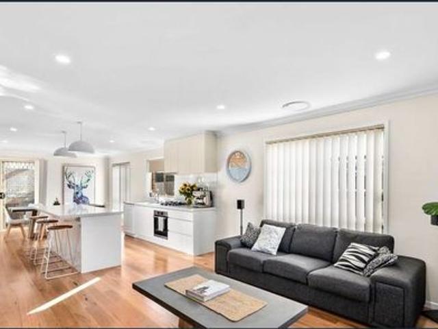 Townhouse for rent in Grovedale, Geelong