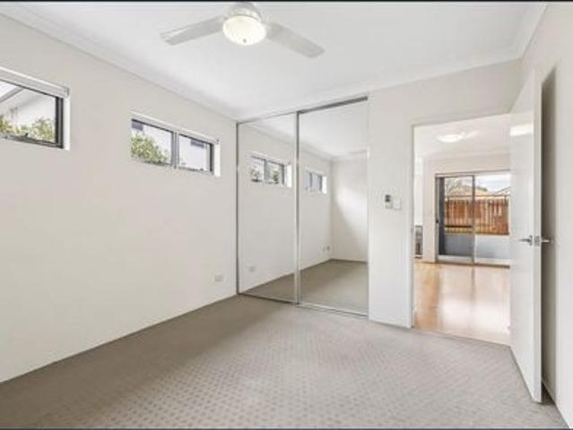 Apartment for rent in Rivervale, Western Australia