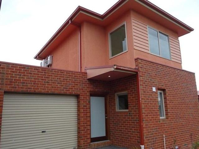 Townhouse for rent in Dandenong, Melbourne