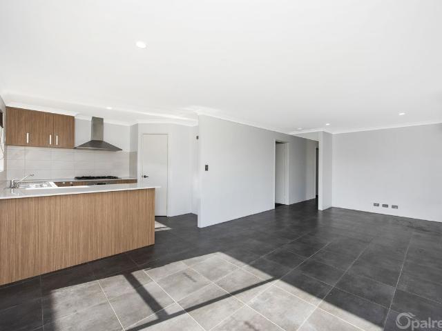 House for rent in Golden Bay