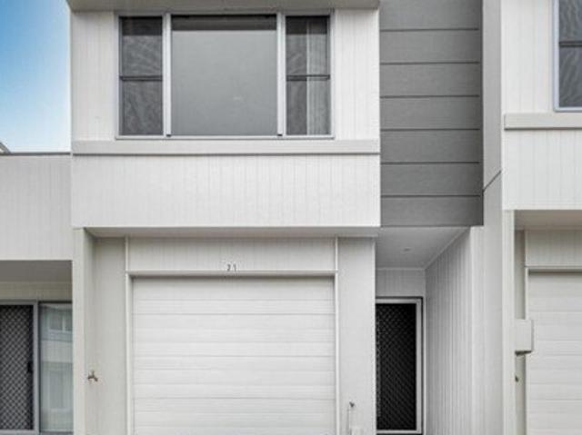 Townhouse for rent in Toombul, Queensland