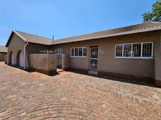 Townhouse for sale in Boksburg
