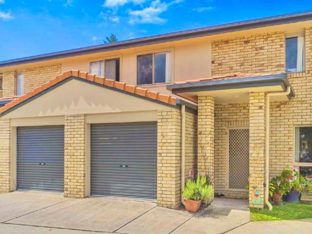 Townhouse for sale in Toombul, Queensland