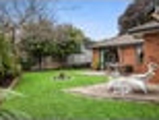 House for sale in Leamington, Cambridge