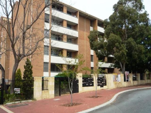 Apartment for rent in Wembley, Town of Cambridge