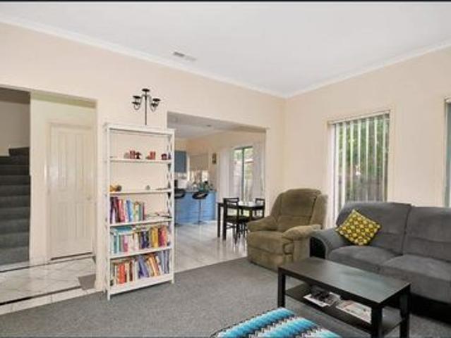 Townhouse for rent in Camerons Creek, Victoria