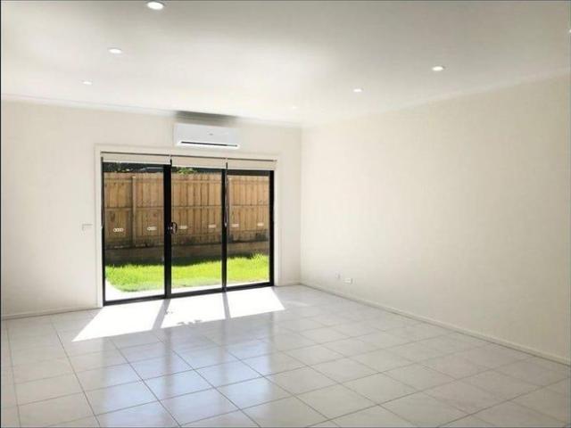 Townhouse for rent in Camerons Creek, Victoria