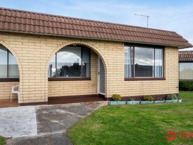 Apartment for sale in Ulverstone, Tasmania