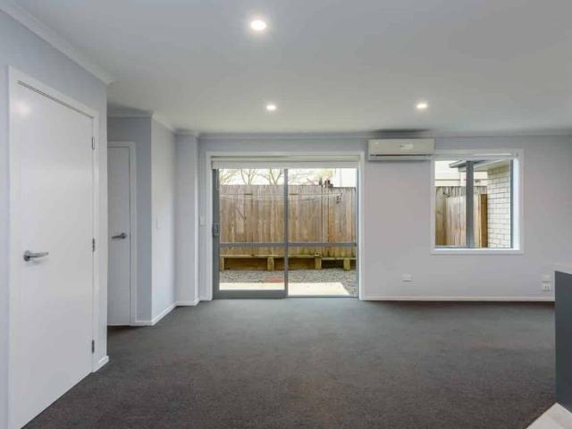 Townhouse for rent in Hamilton North, Hamilton City