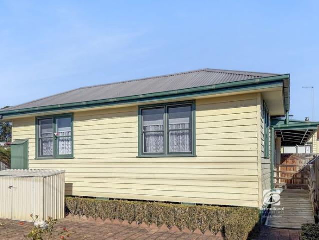 Apartment for rent in Lakes Entrance, Victoria