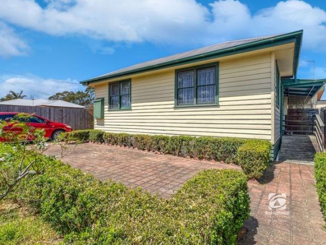 Apartment for rent in Lakes Entrance, Victoria