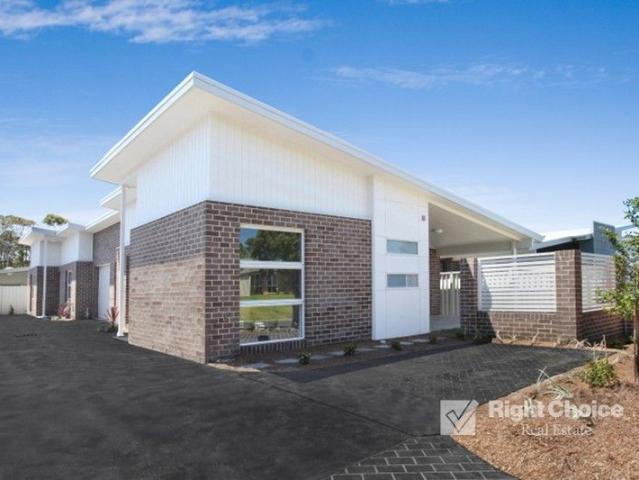 Villa for sale in Flinders, New South Wales