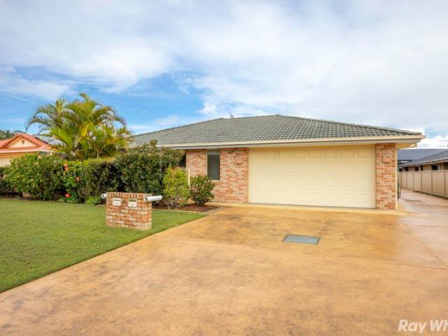 Villa for sale in Forster, New South Wales