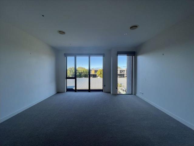 Townhouse for rent in Torquay, Victoria