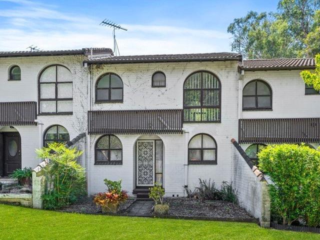 Townhouse for rent in Ingleburn, Sydney