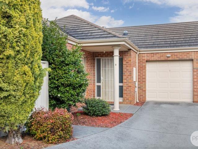 Townhouse for sale in Ballarat, Victoria