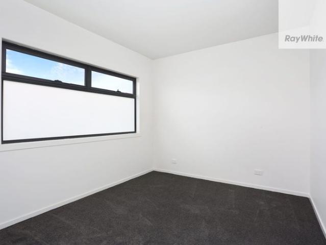 Townhouse for rent in Camerons Creek, Victoria