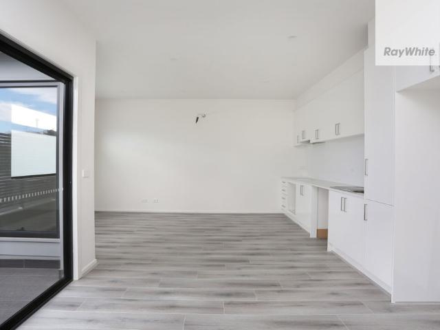 Townhouse for rent in Camerons Creek, Victoria