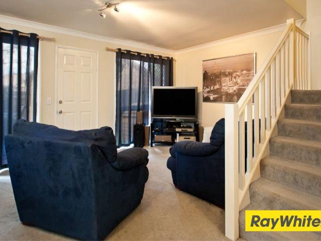 Townhouse for rent in Toombul, Queensland