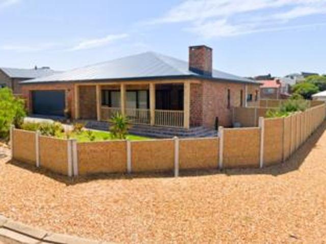 House for sale in Groot Brak Rivier, Western Cape