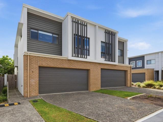 Townhouse for sale in Toombul, Queensland
