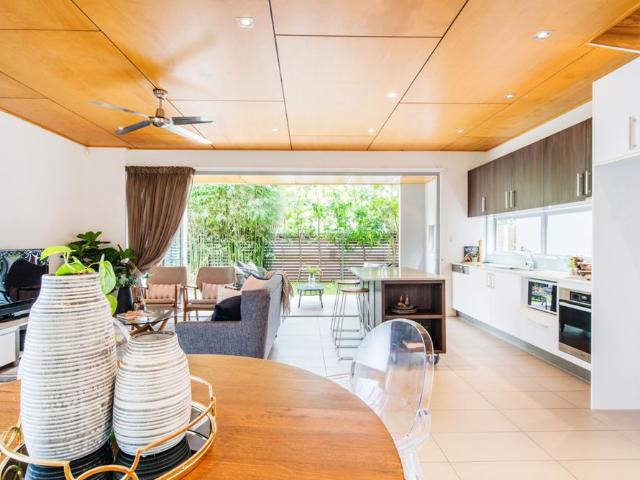 Apartment for rent in Toombul, Queensland