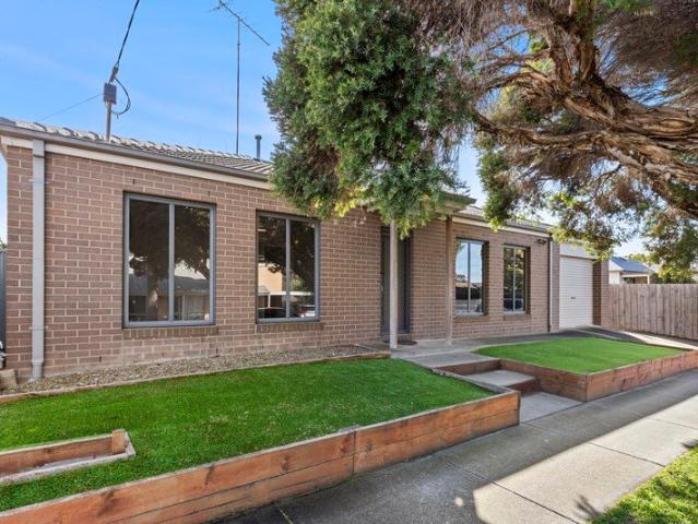 House for sale in Belmont, Geelong