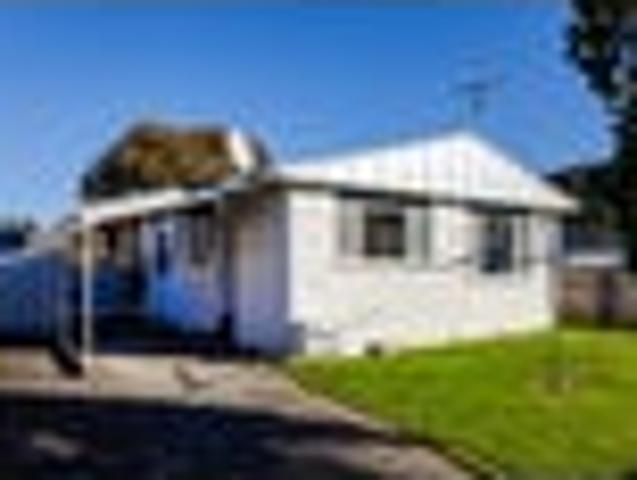 House for sale in Days Bay, Wellington