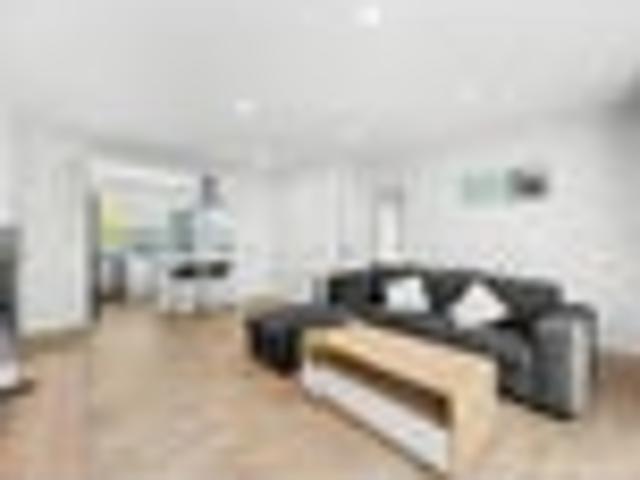 House for sale in Half Moon Bay, Howick