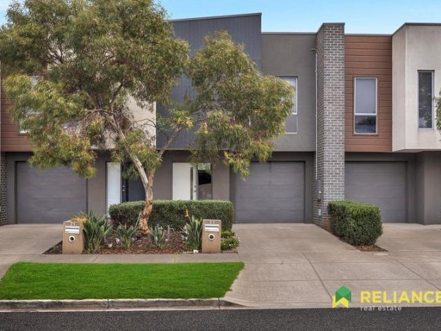 Townhouse for rent in Camerons Creek, Victoria