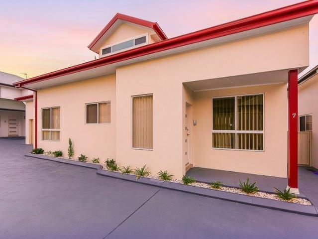 Townhouse for rent in Bletchington, Orange