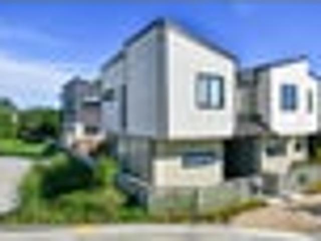 Townhouse for sale in Owhata