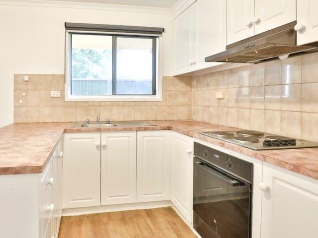 Townhouse for sale in Mildura, Victoria