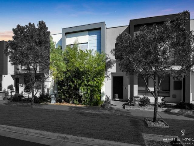 Townhouse for sale in Camerons Creek, Victoria