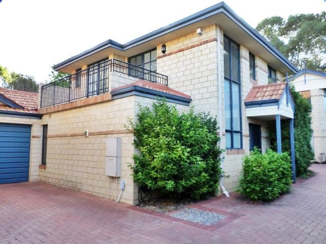 Townhouse for rent in Lathlain, Western Australia