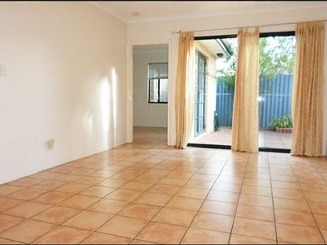 Townhouse for rent in Lathlain, Western Australia