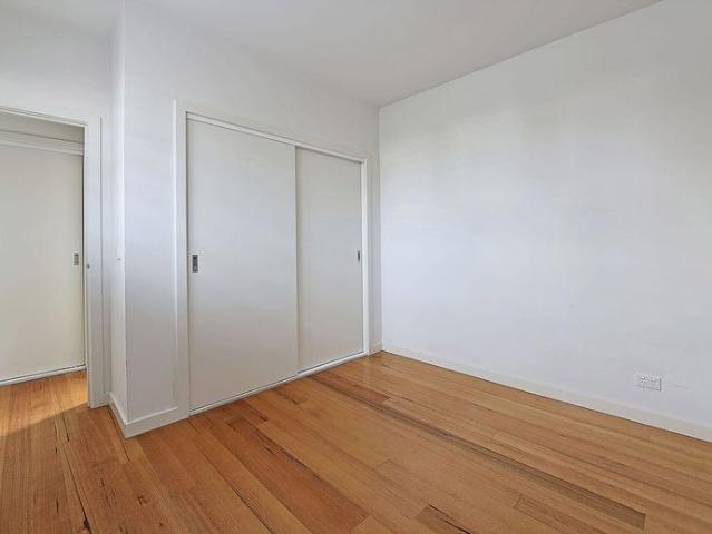 Townhouse for rent in Airport West, Melbourne