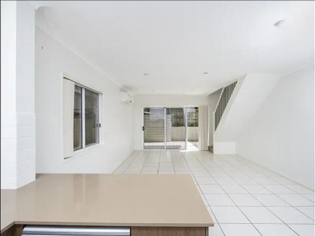 Townhouse for rent in Methul, Queensland