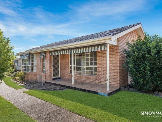 Villa for sale in Ambergate, New South Wales