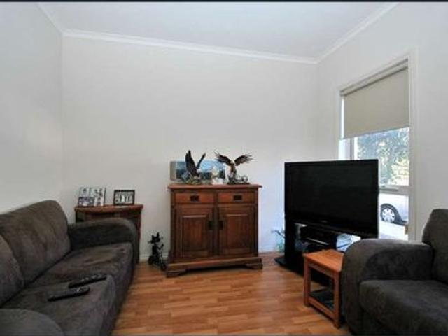 Townhouse for rent in Horseshoe Creek, South Australia