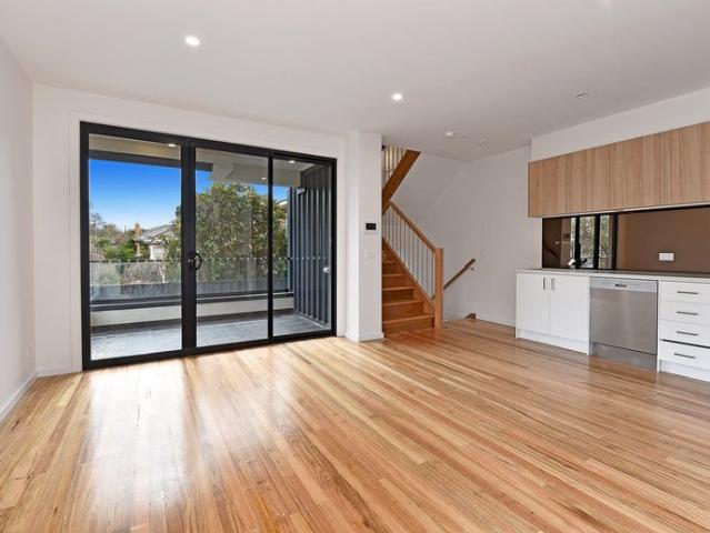Townhouse for rent in Camerons Creek, Victoria