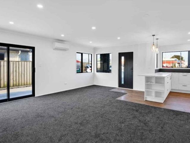 Townhouse for rent in Taranaki